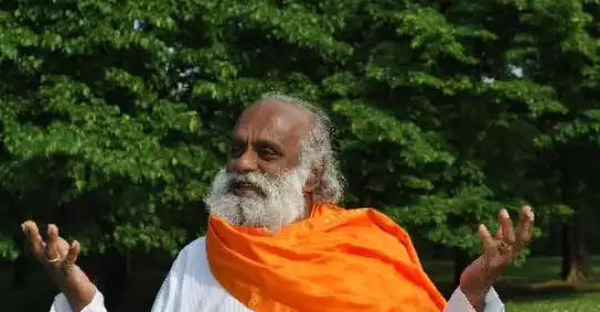 Shri_mani_aperte.JPG