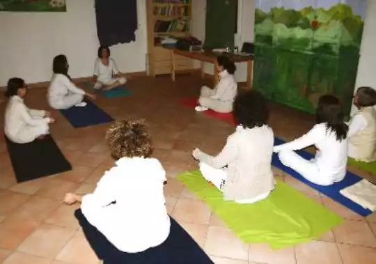 gruppoyoga.jpg